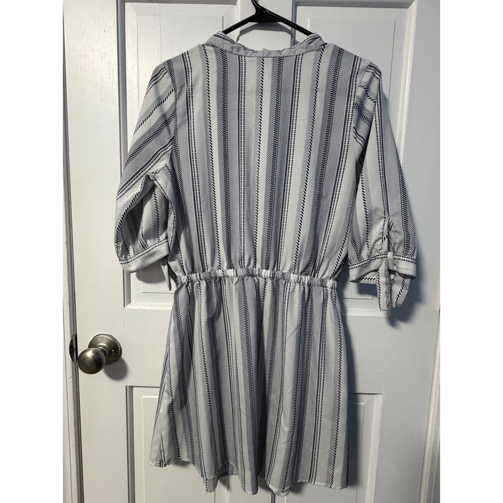 Hint of Blush Striped Tunic Dress Womens Medium White Blue - Picture 3 of 5